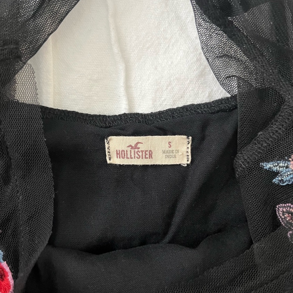Embroidered tank - Picture 2 of 3